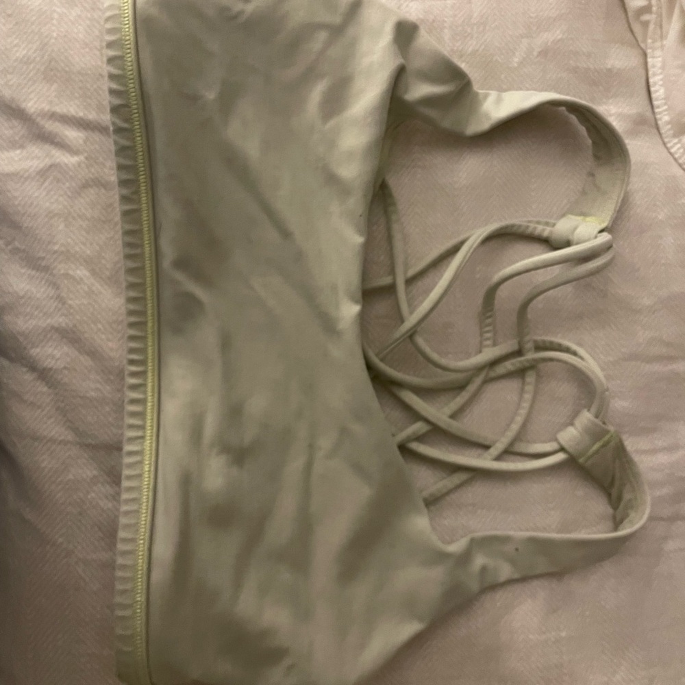 Lululemon bra